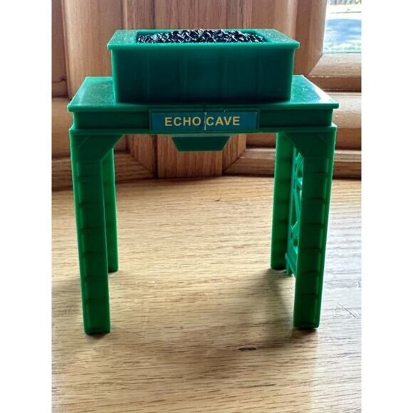 Thomas and Friend Green Eco Cave Represent Part - Picture 5 of 9